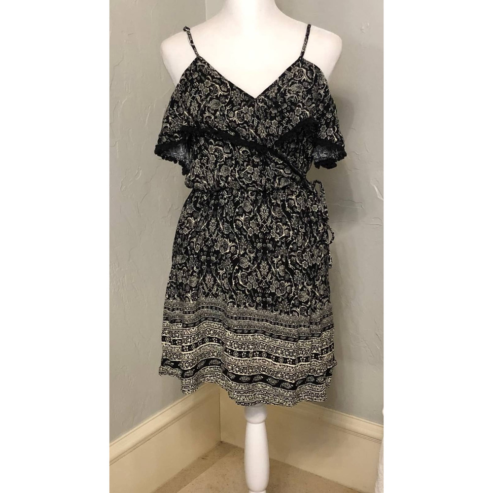 Black Floral Patterned Cold Shoulder Boho Sundress